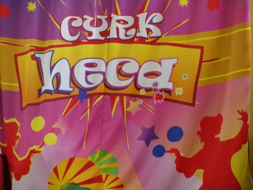 Czytaj więcej: Cyrk Heca