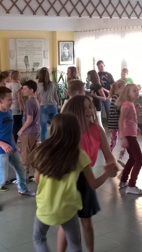 b_500_500_16777215_00_images_szkolne_aktualnosci_Dzien_Ch_15_FOT479C.JPG