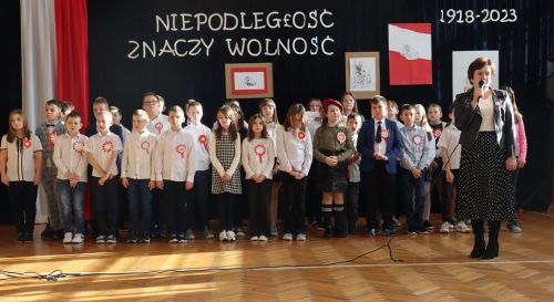 Czytaj więcej: 105.  ROCZNICA ODZYSKANIA PRZEZ POLSKĘ NIEPODLEGŁOŚCI