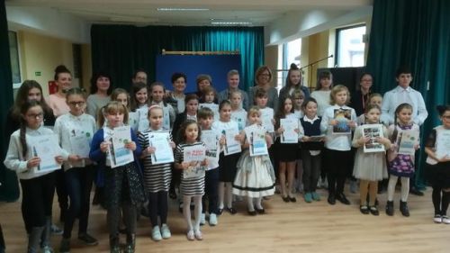 Czytaj więcej: Sukcesy w konkursach polonistycznych
